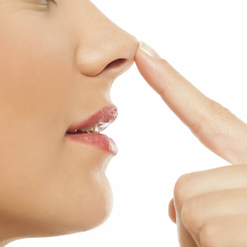 ¿Cómo es el postoperatorio de una rinoplastia?